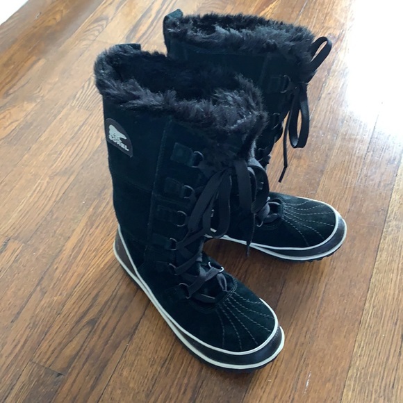 Sorel Tall Black Boots with fur - Picture 2 of 8
